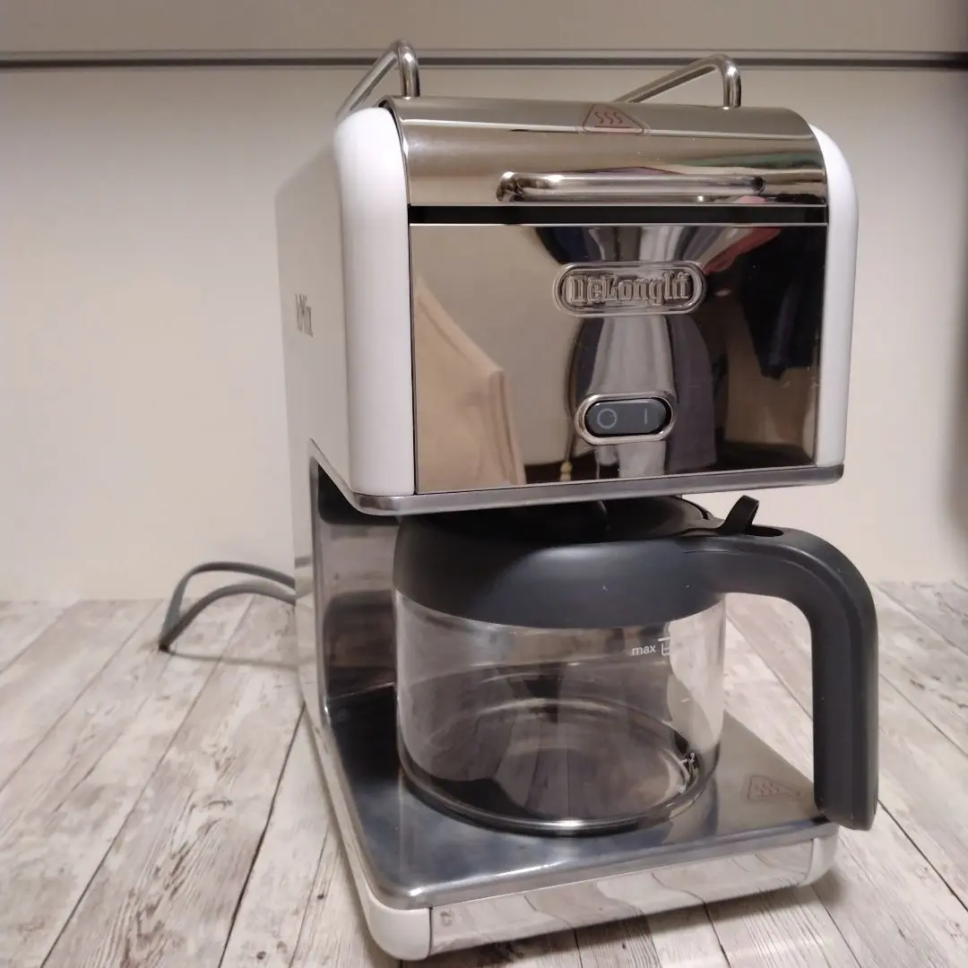 未使用品 デロンギ ドリップコーヒーメーカー CMB6-WH ホワイト 廃盤品 2025年最新】cmb6-whの人気アイテム - メルカリ