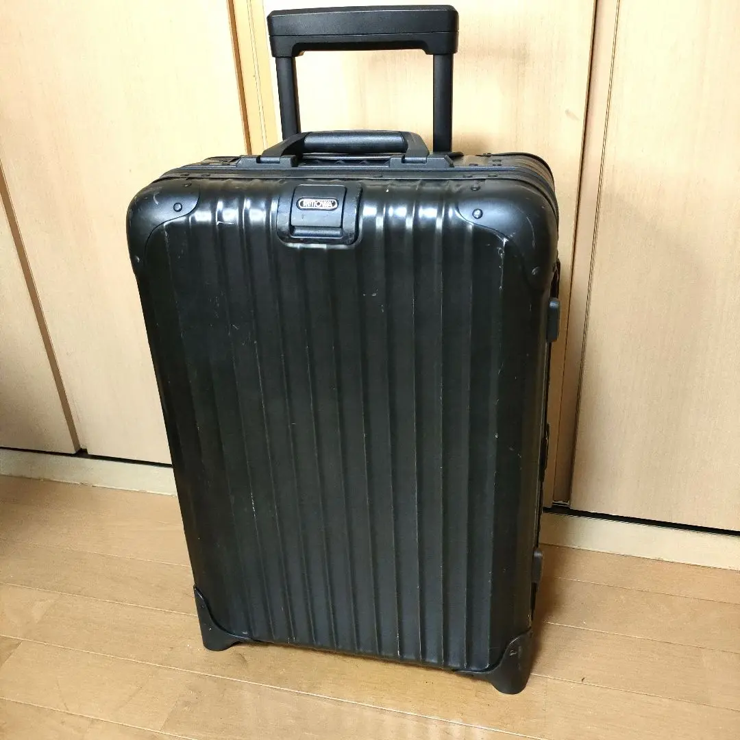 【希少】 リモワ トパーズ ステルス キャリーケース スーツケース 2輪 32L リモワ トパーズ ステルス 923.52.01.2 32リットル 2輪 | リモワ