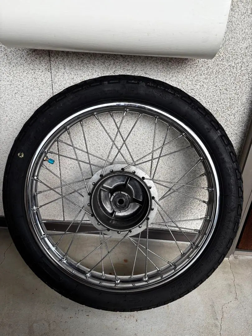 jazz50 フロント純正16インチ スポークホイール タイヤ付き 投稿詳細｜MOTOCLE