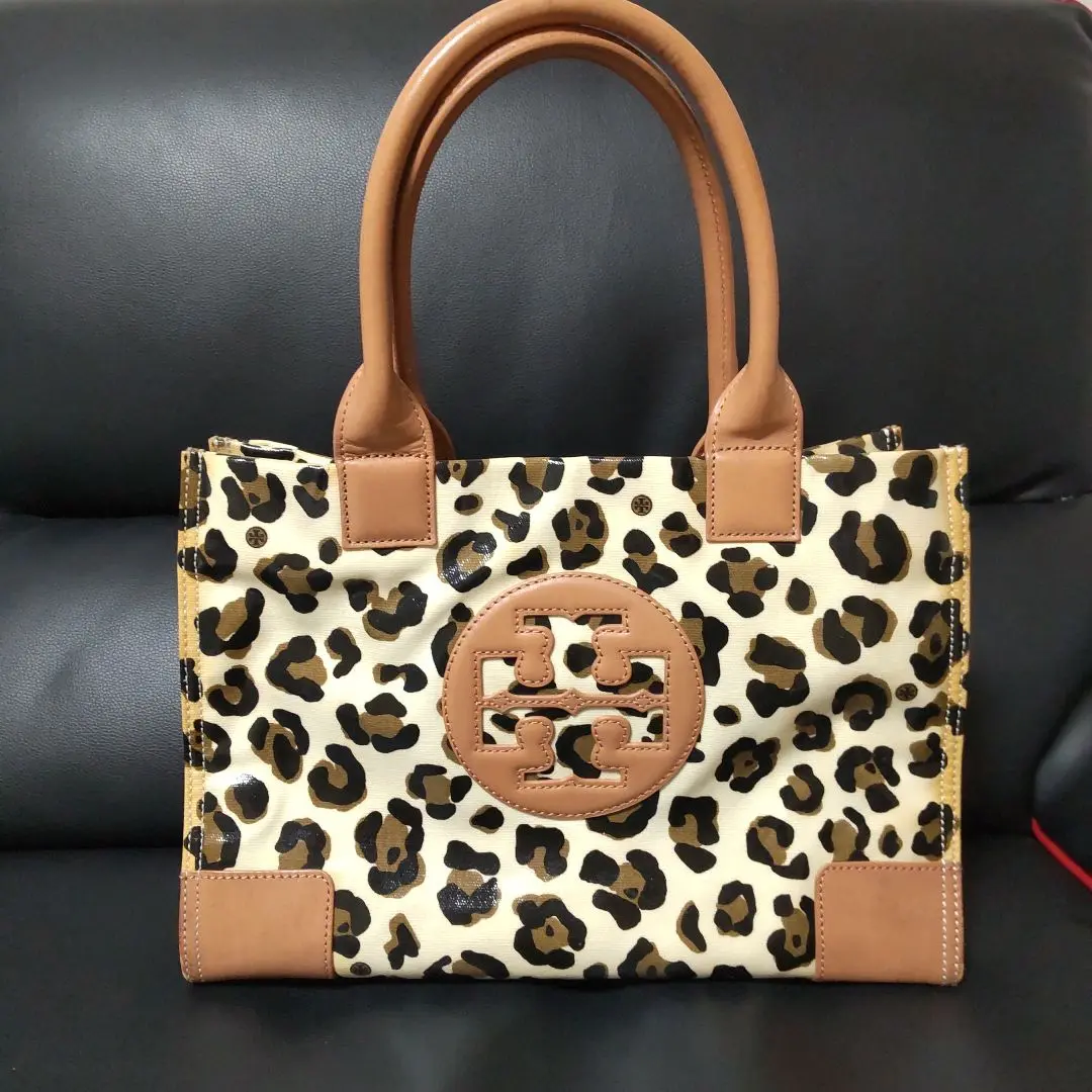 極美品✨トリーバーチ　2way ショルダーバッグ ロビンソン ハラコ　ヒョウ柄 極美品✨トリーバーチ 2way ショルダーバッグ ロビンソン ハラコ