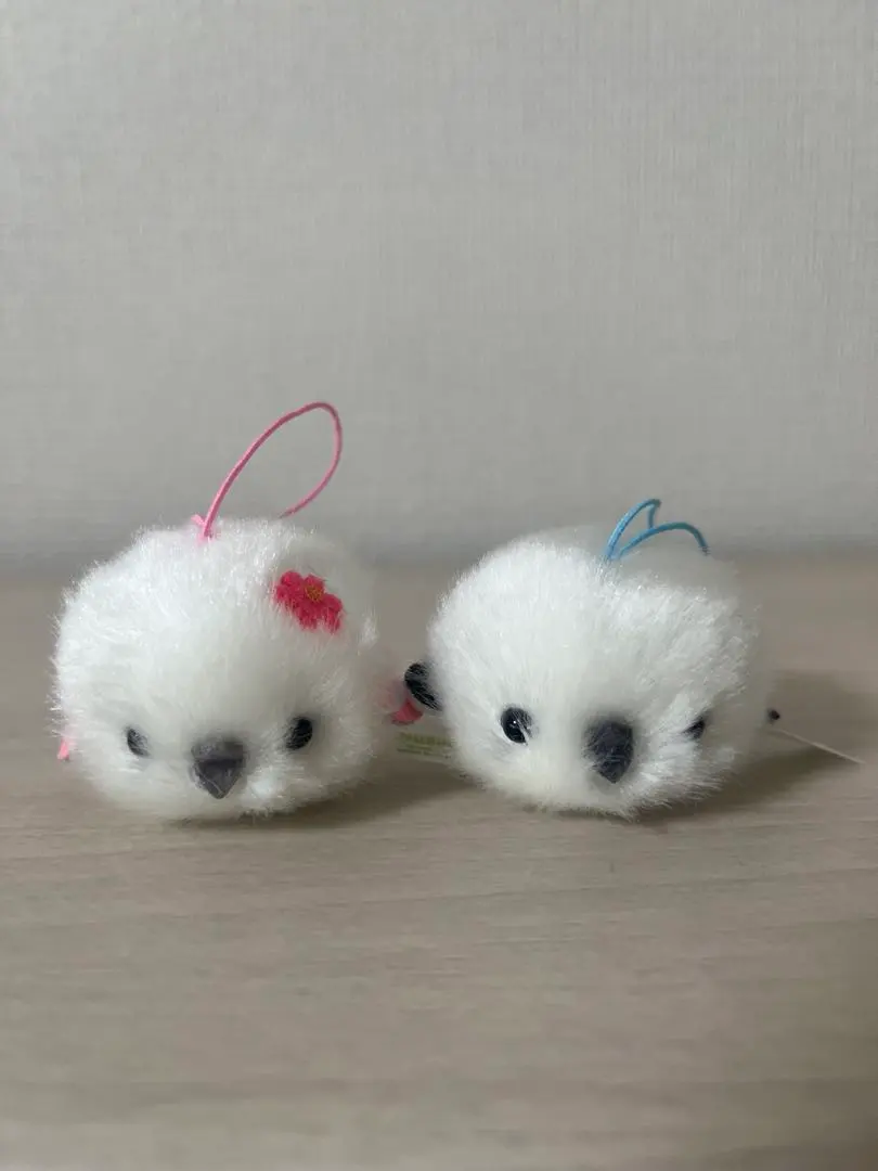 Thumbnail of Fukufuku Shima Enaga (Long-tailed Tit) - Fuwa Fuwa Pon 2-piece Set, Pink and Black (Blue String)