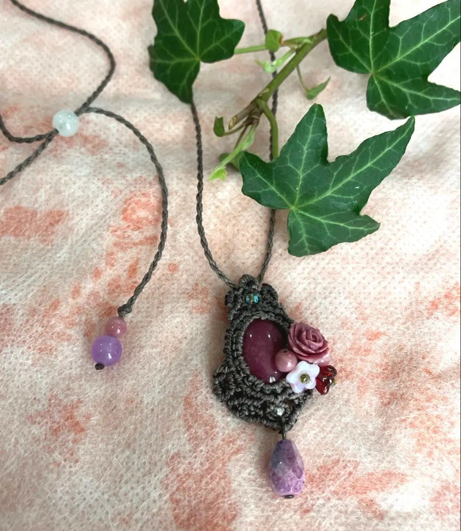 Thumbnail of Macrame Flower Art Necklace ①