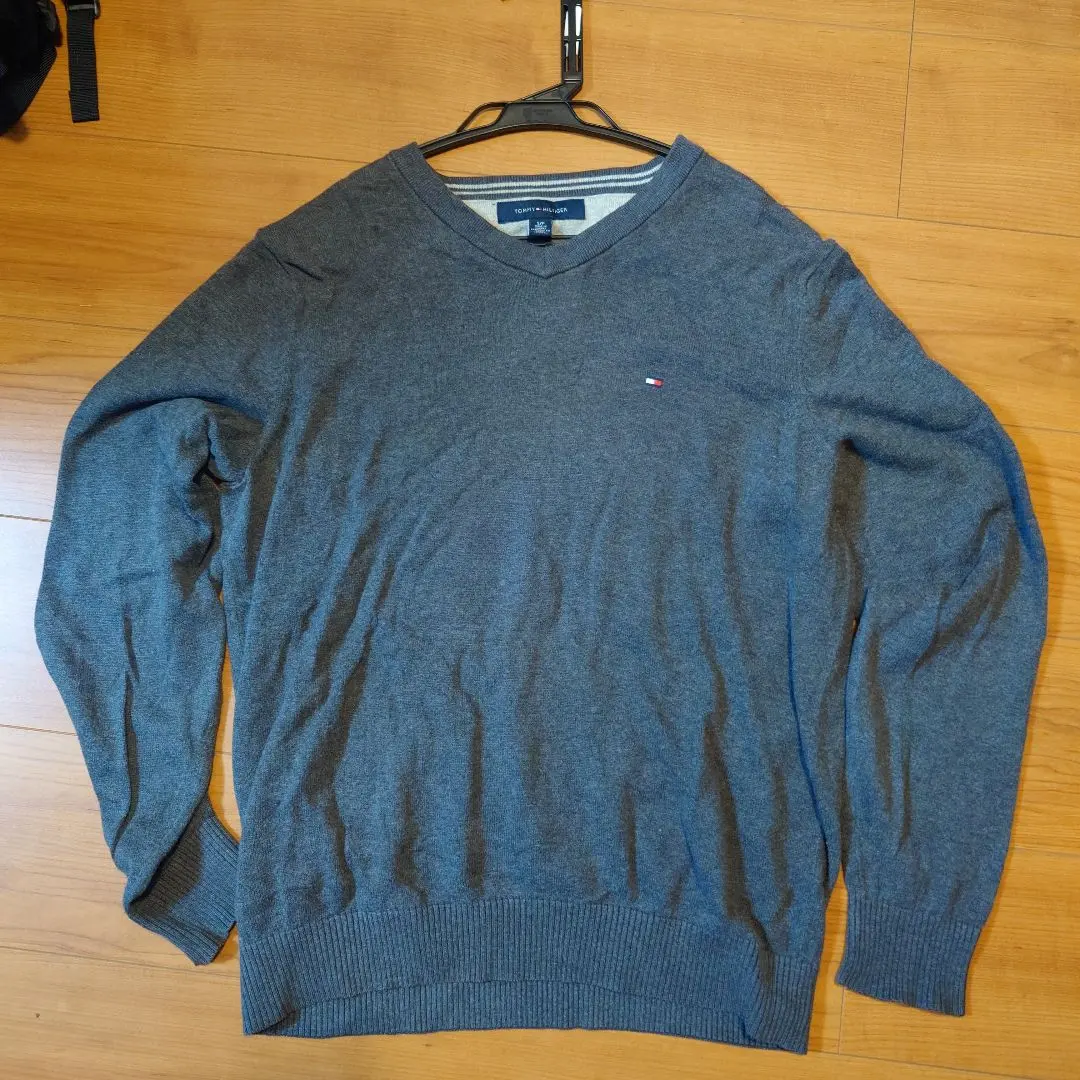 Thumbnail of Tommy Hilfiger Gray V-neck Knit