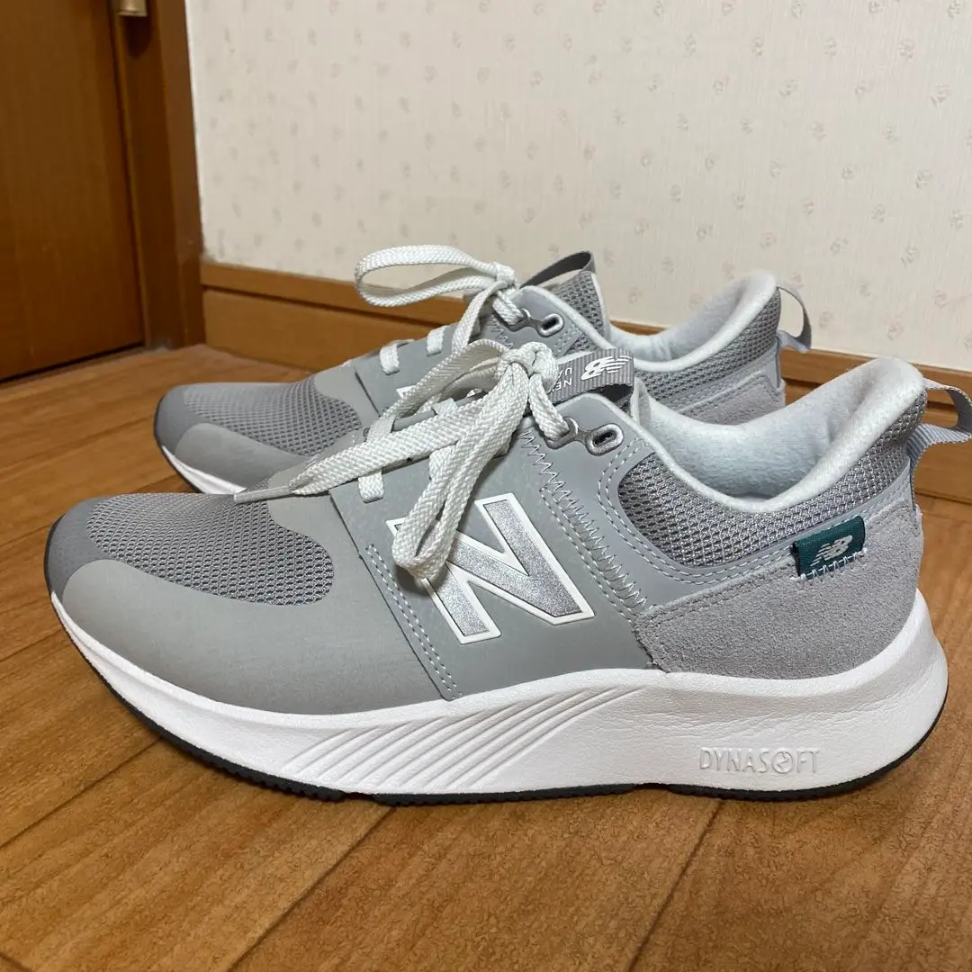 DynaSoft 900 v1【NewBalance/ニューバランス】（スニーカー
