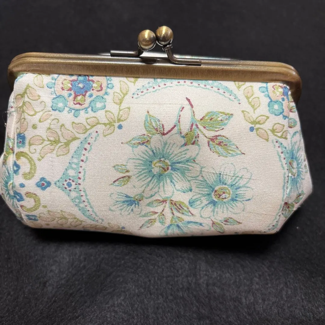 Thumbnail of New, unused Kawashima Orimono floral clasp wallet