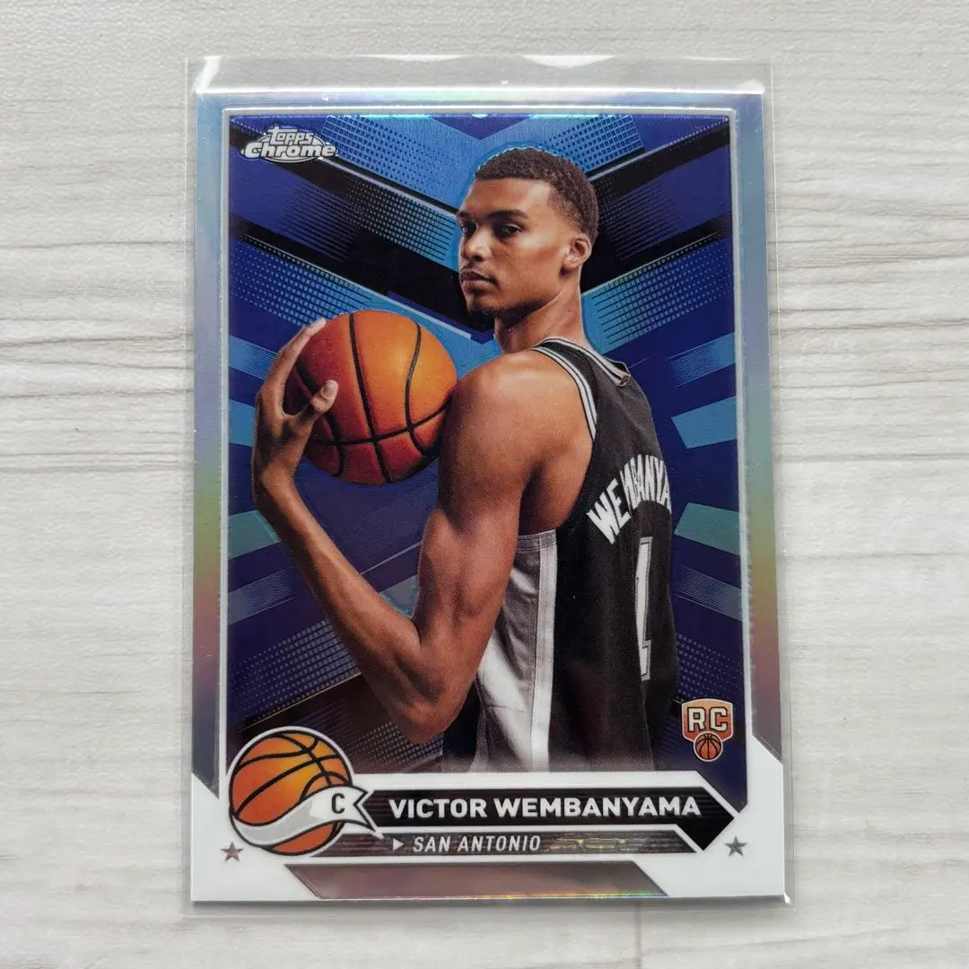 Thumbnail of TOPPS CHROME REFRACTOR VICTOR WEMBANYAMA