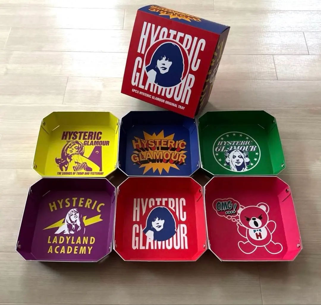 新品　ヒステリックグラマー　トレイ・小物ケース6枚セット「ノベルティ・非売品」 新品 ヒステリックグラマー トレイ・小物ケース6枚セット