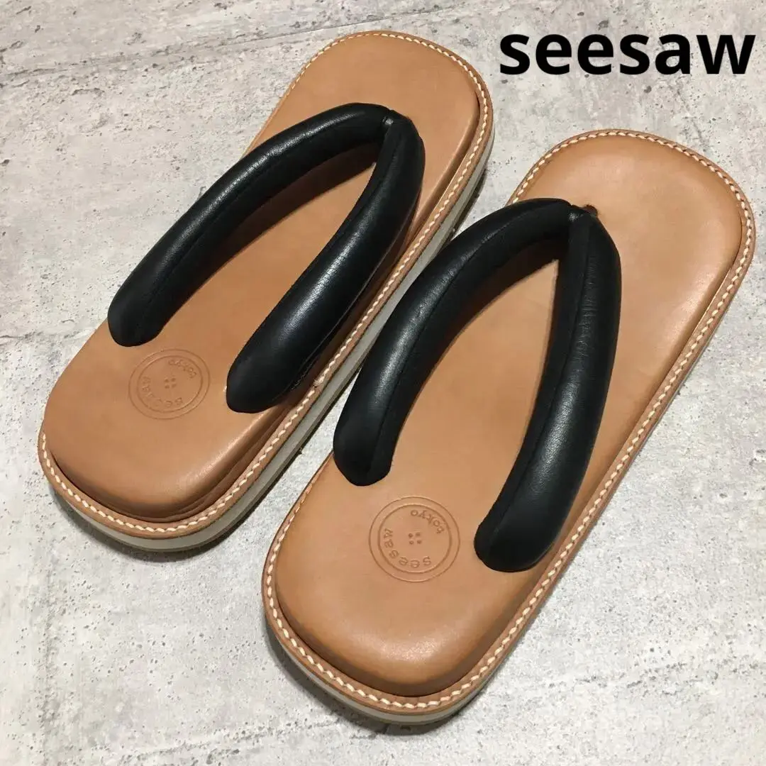 seesaw 東京　レザーサンダル seesaw 東京のレザーサンダル