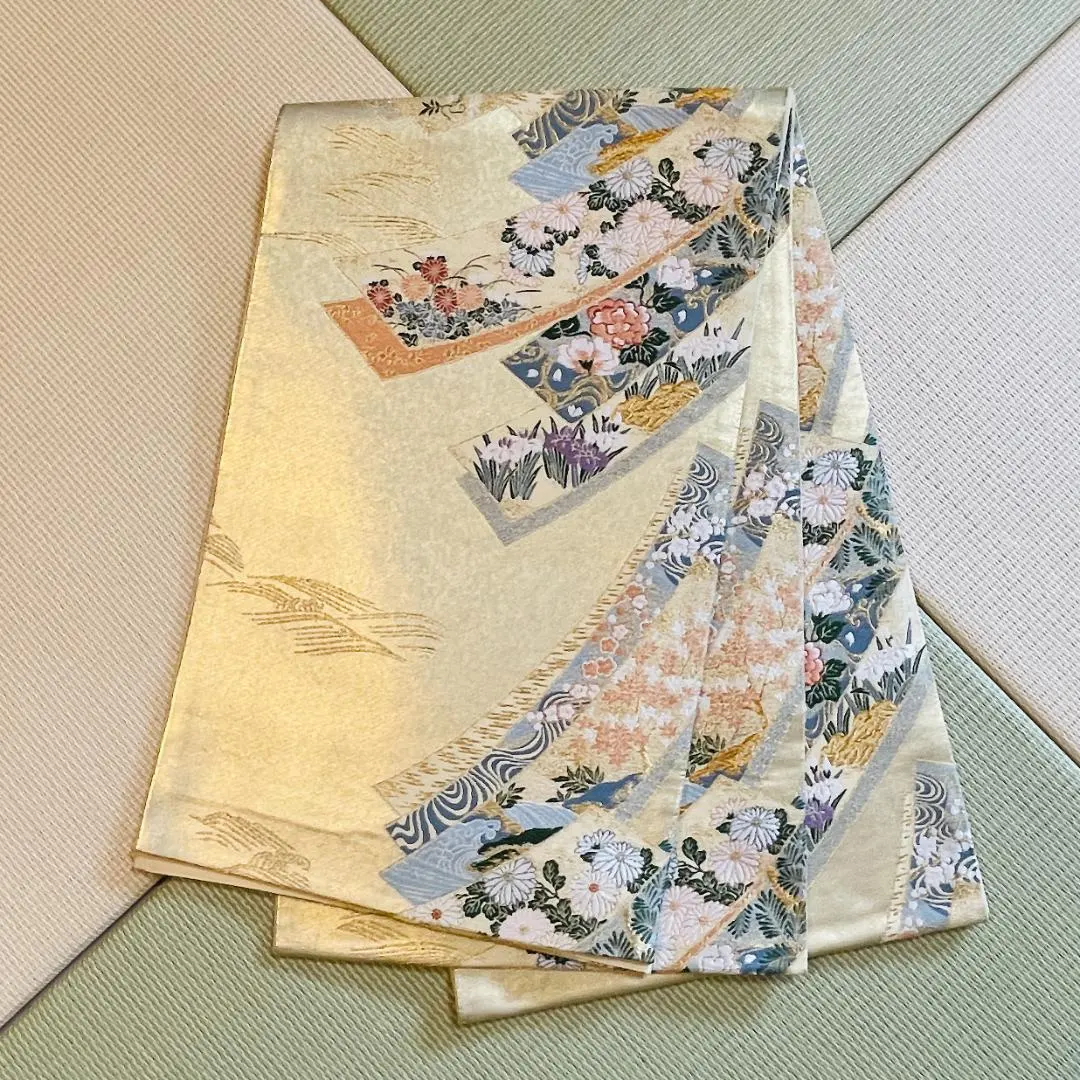 Thumbnail of Gold Floral Patterned Fukuro Obi No-m713 Origami Chrysanthemum Iris