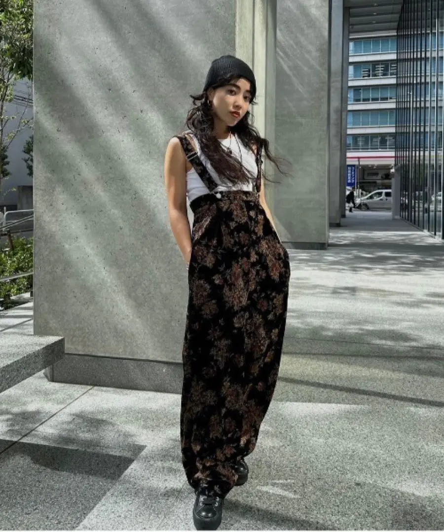 新品未使用☆ Ameri /FLOWER PRINT VELOUR PANTS 2025年最新】flower print velour pantsの人気アイテム - メルカリ