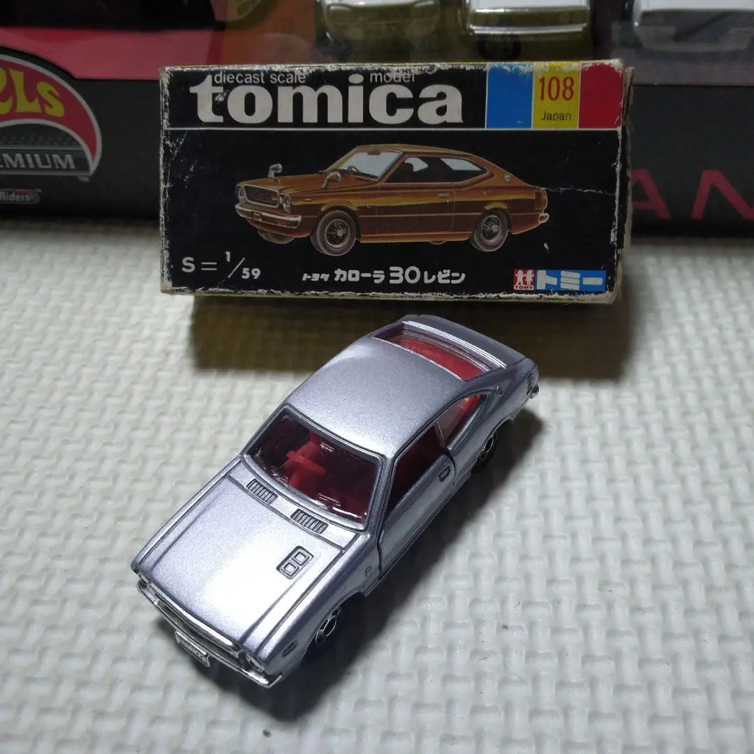 Amazon.co.jp: トミカ 78-4 AE86 カローラ レビン ADVAN K-two