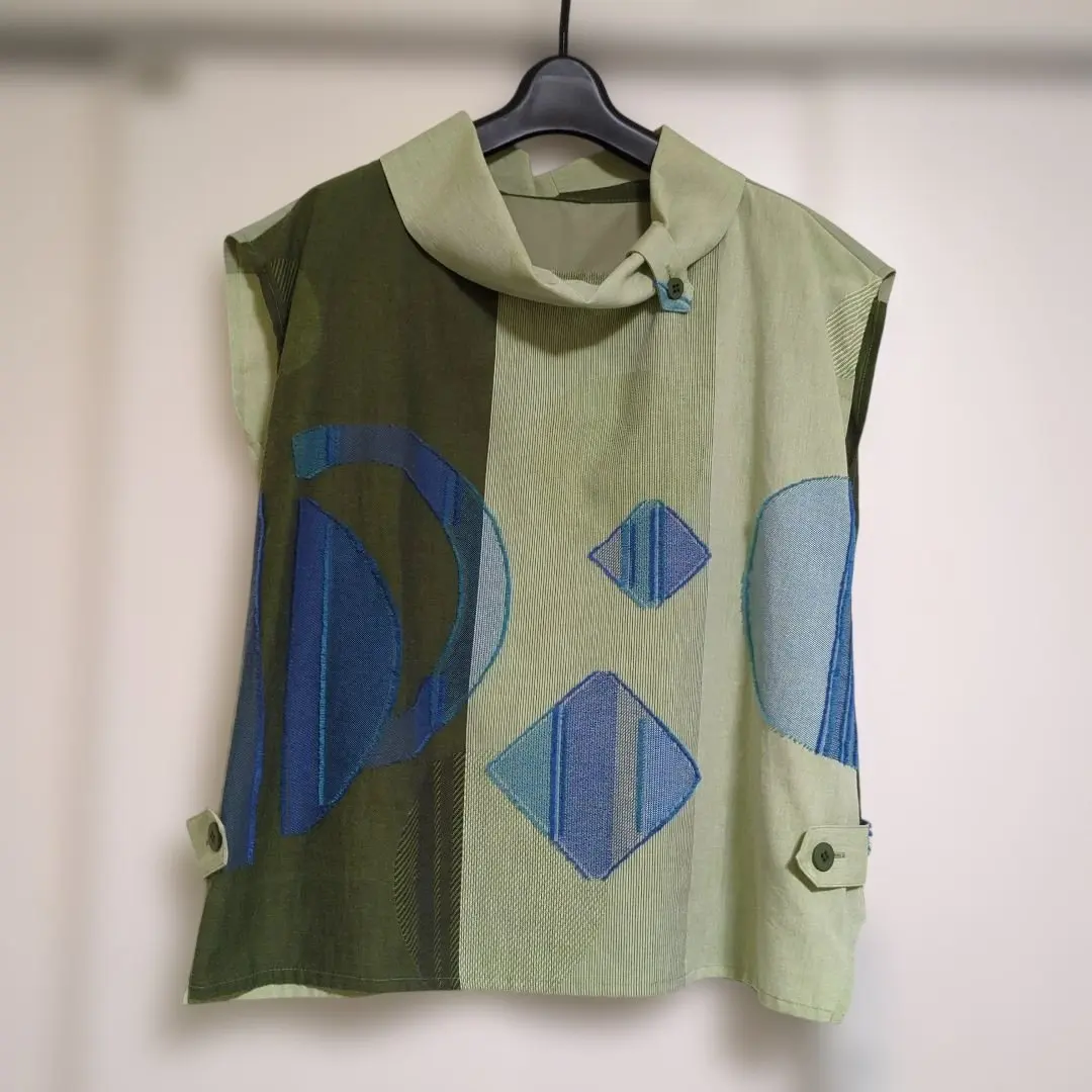 Thumbnail of Geometric pattern sleeveless top