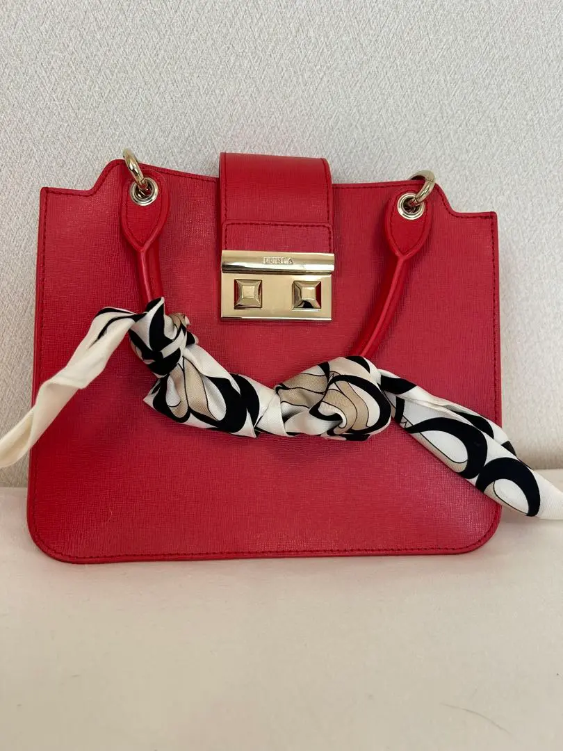 FURLA メトロポリス サッチェル A4 2wayショルダーバッグ トート 美品！【FRULA】メトロポリス サッチェル トートバッグ 2way