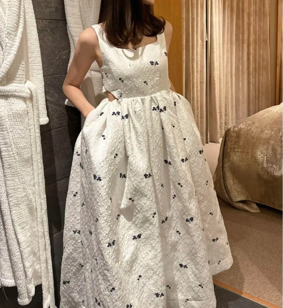【最終値下げ　正規品・美品】Bibiy. B. COSMOS DRESS 2025年最新】bibiy ワンピース b. cosmosの人気アイテム - メルカリ