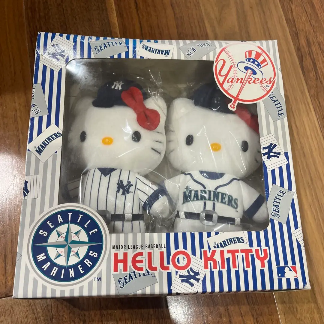 ハローキティ - ハローキティ ヤンキース マリナーズ タイガース 野球 サンリオ ぬいぐるみ レア物！ハローキティコラボぬいぐるみMLBマリナーズ&ヤンキース