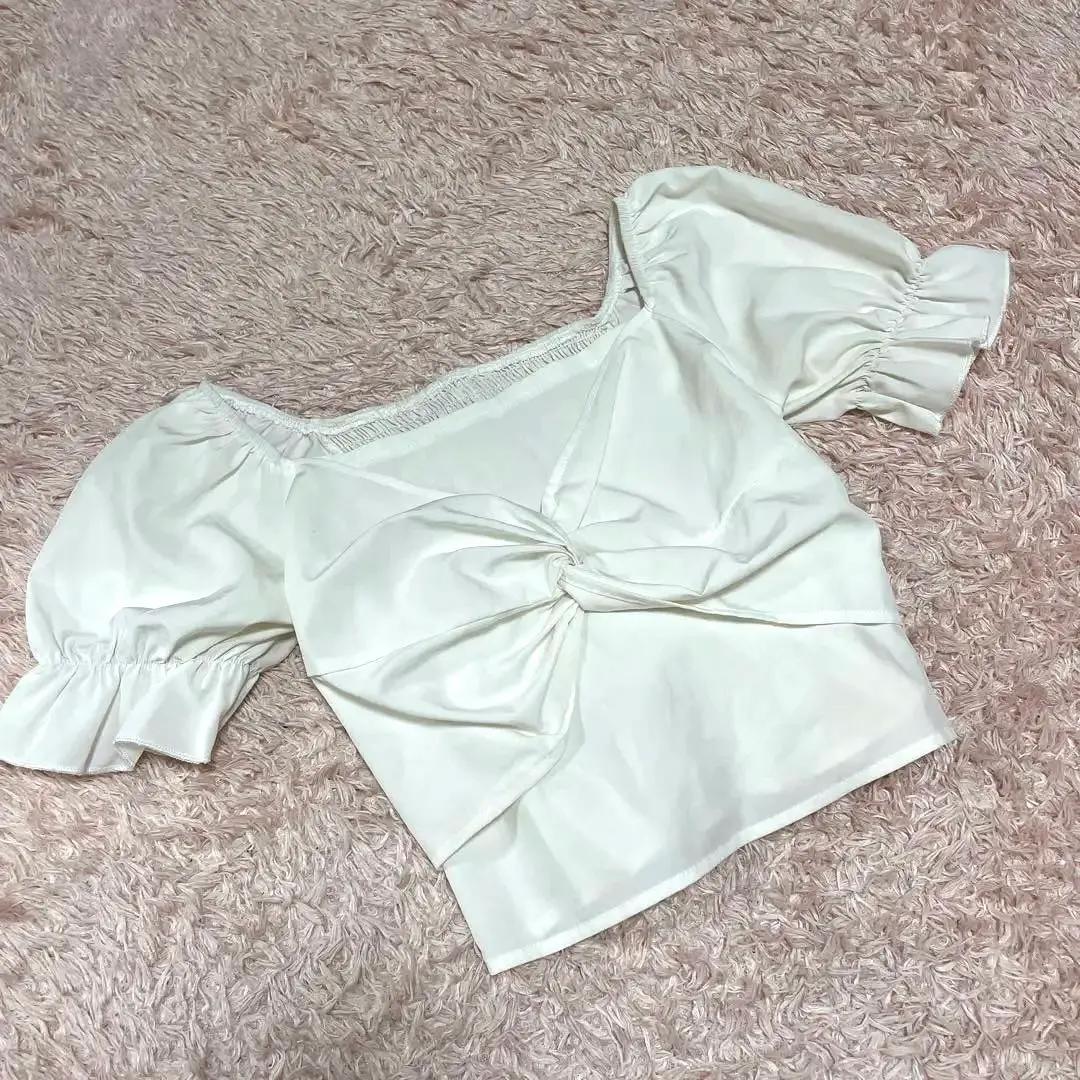 【美品】fifth 米白色上衣/女襯衫/夏季/附蝴蝶結/fifth 短袖 的縮圖