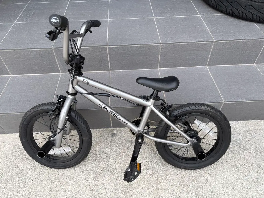 3/18まで限定送料込　BMX16インチ　MOTELWORKS フラットランド MOTELWORKS モーテルワークス キッズ バイク 自転車 BMX 18inch