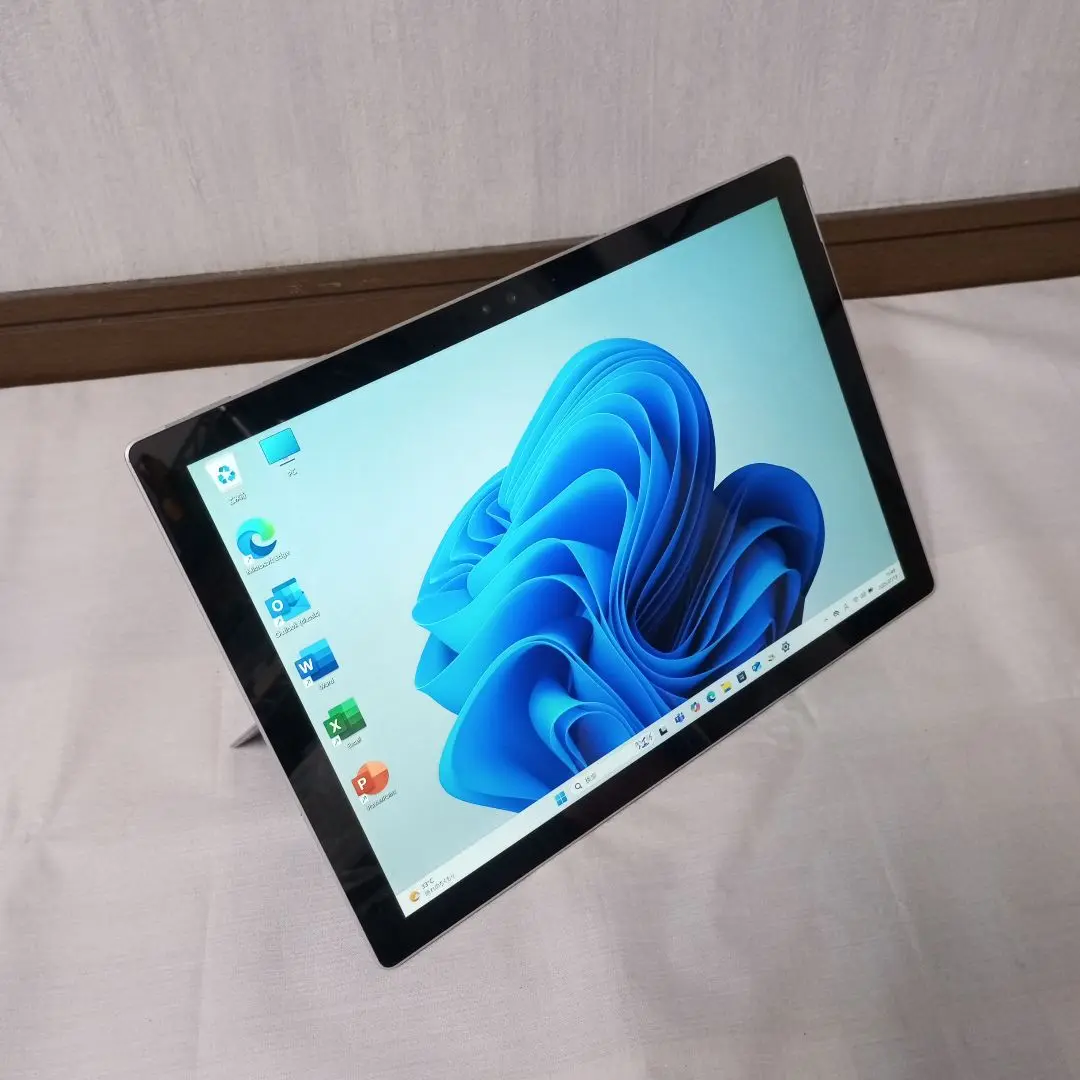 surface pro4 本体　美品　完動品 Amazon.co.jp: Surface Pro 4 : Computers