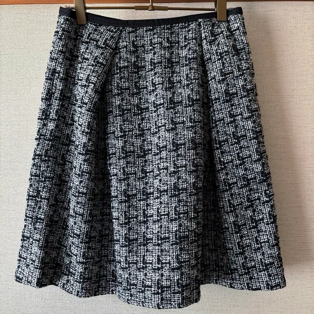 Thumbnail of ROPE Monotone Tweed Skirt ♡ Elegant & Girly / Also great for Korean-inspired outfits ◎