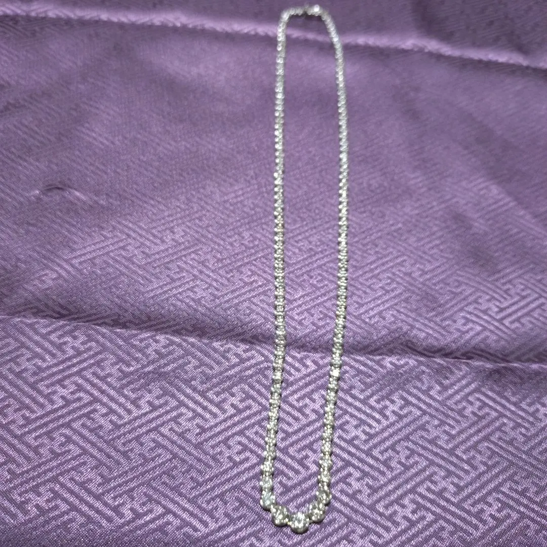 Thumbnail of 3.0ct 18K white gold diamond necklace, approximately 40cm