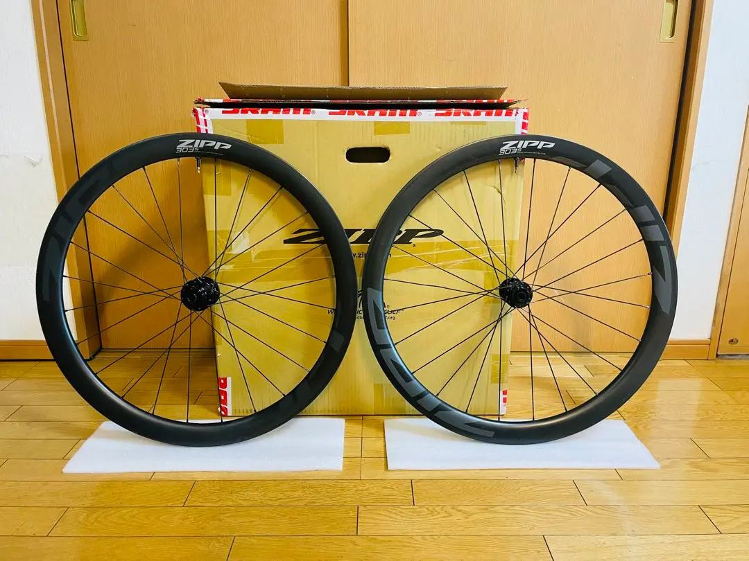 2025年最新】zipp303sの人気アイテム - メルカリ