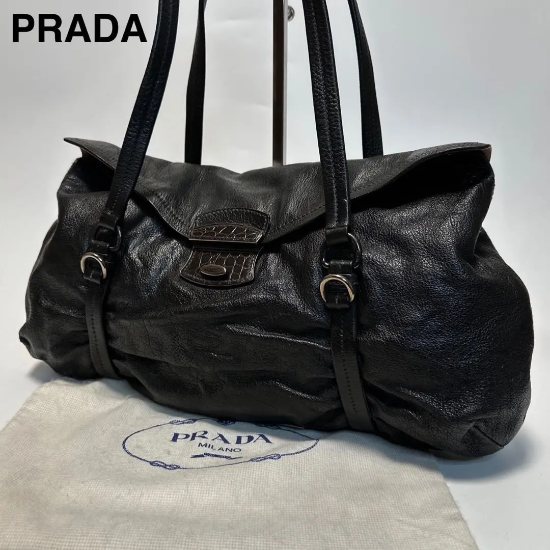 PRADA プラダ トートバッグ 本物パイソンレザー 三角ロゴ刻印入り超希少品 2025年最新】プラダ パイソン バッグの人気アイテム - メルカリ