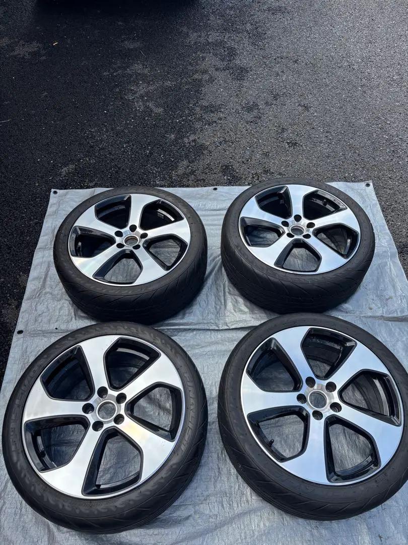 値下げ！【送料込み】ゴルフ７ GTI オプション 18インチタイヤホイールセット お歳暮 人気 オシャレ 値下げ！【送料込み】ゴルフ7 GTI 18