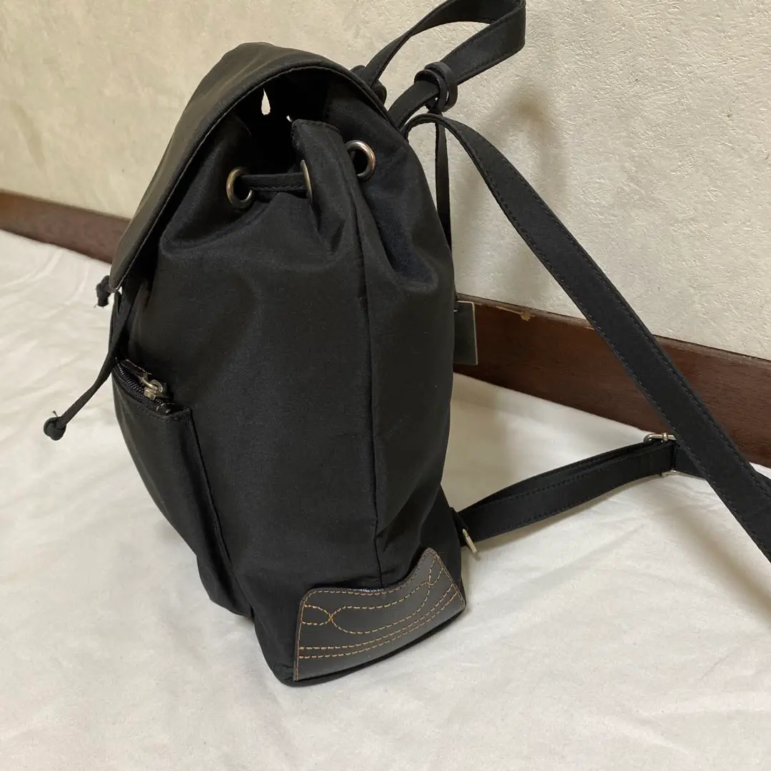 BASILE28 百貨店購入 12万円 レザー編み込みリュックサック BASILE28 百貨店購入 12万円 レザー編み込みリュックサック