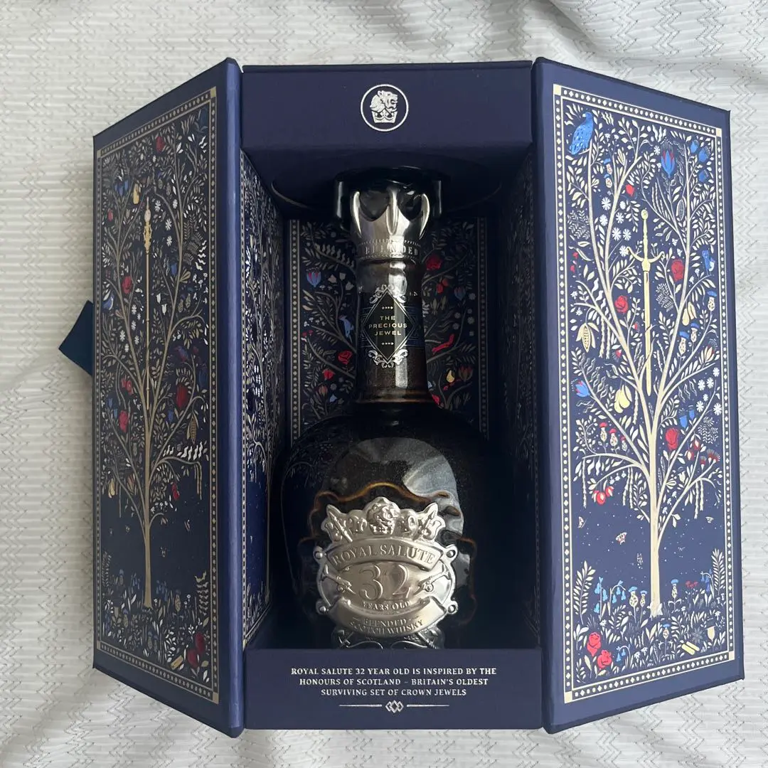  Salute 32年 空き瓶 化粧箱 Royal Salute 32年 空き瓶 化粧箱