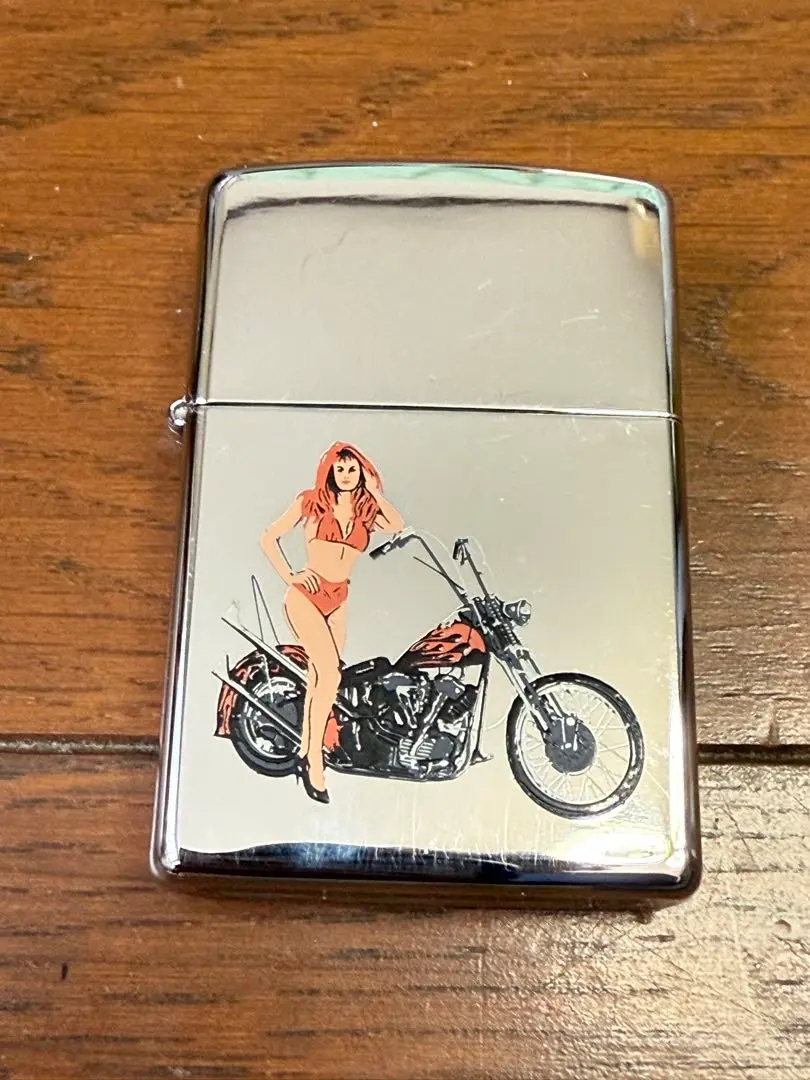 Amazon.com: Zippo Lighter: Pin-up Girl, Bomb Babe - Green
