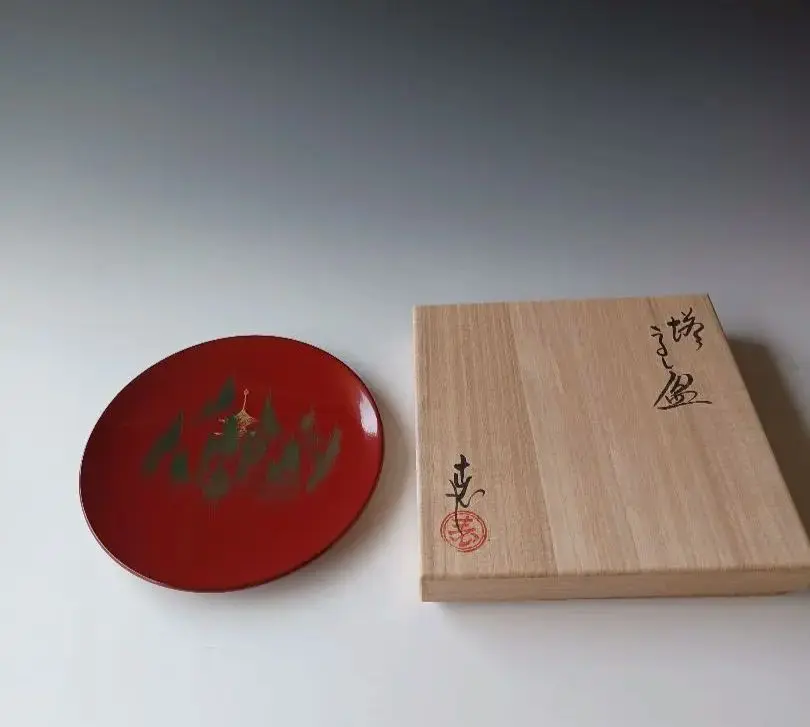 茶道具　柘榴 自然色香合 三木表悦(作) 木製乾漆共箱 共布 未使用美品 蔵出し 茶道具 柘榴 自然色香合 三木表悦(作) 木製乾漆共箱 共布 未使用