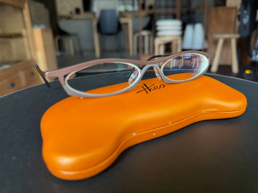 Theo メガネ 純正ケース付き　【美品】 Theo テオ 眼鏡 メガネ 専用ケース付 パープル 美品の通販 by