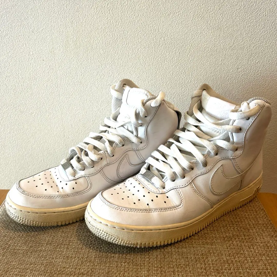 Thumbnail of NIKE AIR FORCE 1 HIGH '07 - 26cm