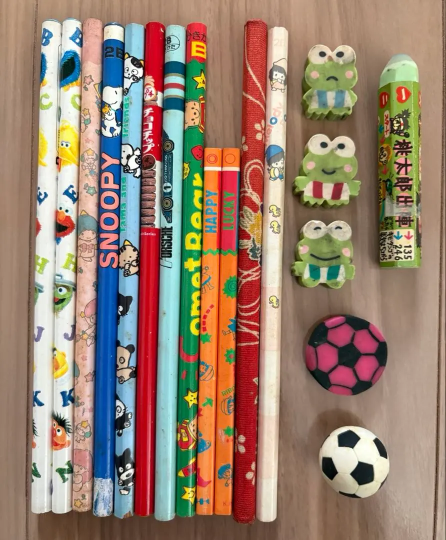 Thumbnail of Retro Pencils & Erasers Set / Pencils Erasers Retro Kero Kero Keroppi