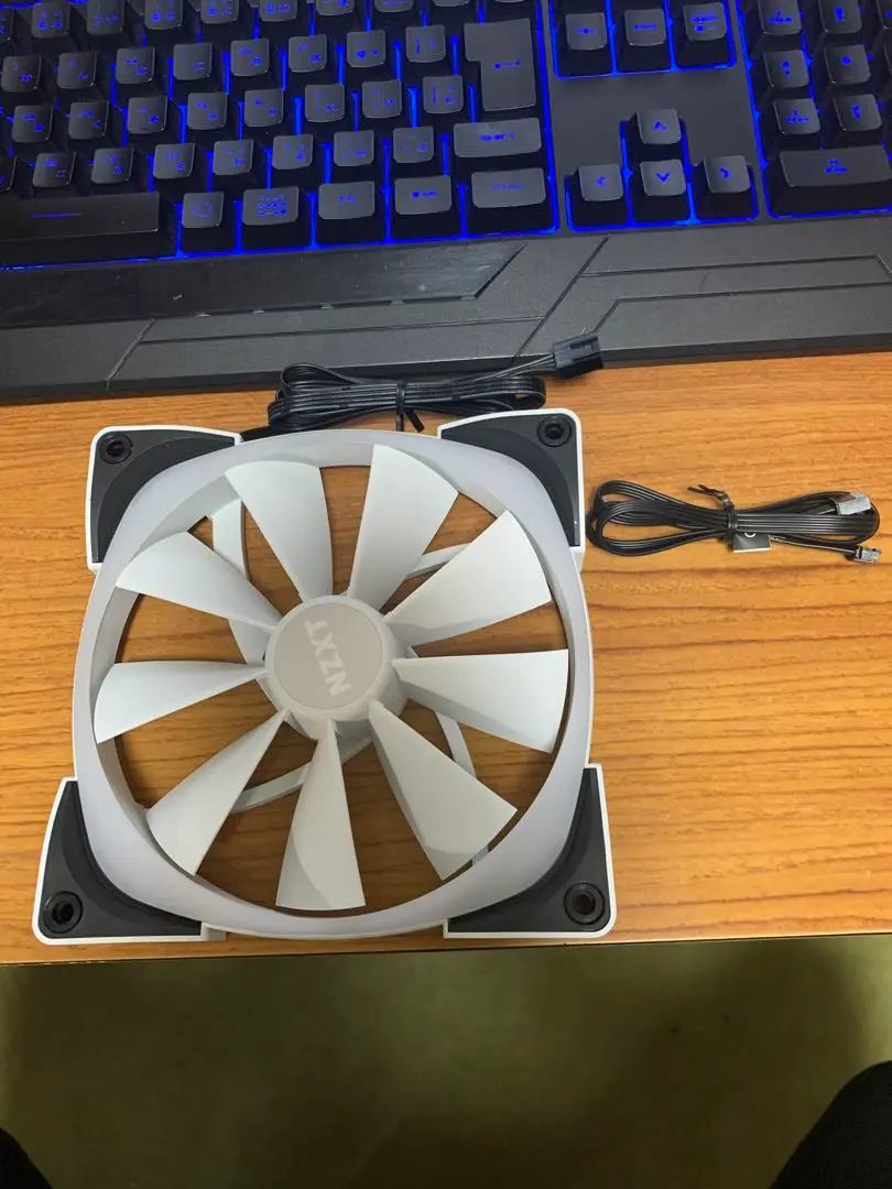 2025年最新】nzxt aer rgb 2の人気アイテム - メルカリ