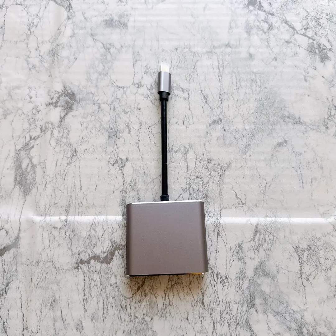 USB Type C 轉接器 的縮圖