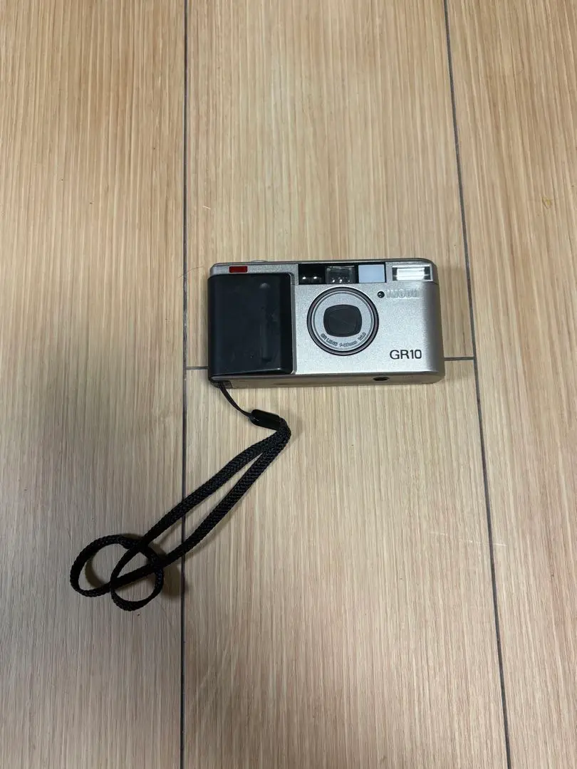 ☆RICOH リコーGR10 フィルムカメラ
