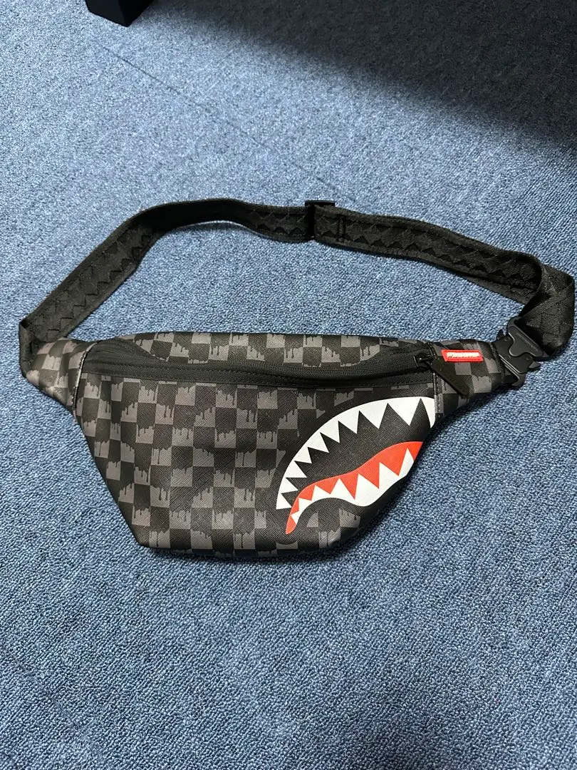 2025年最新】SprayGround ショルダーバッグの人気アイテム