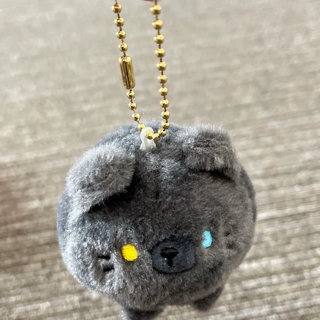 Thumbnail of Round and cute mascot