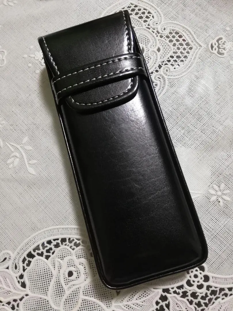 Thumbnail of High-quality leather-style glasses case, semi-hard, stylish leather eyeglass case