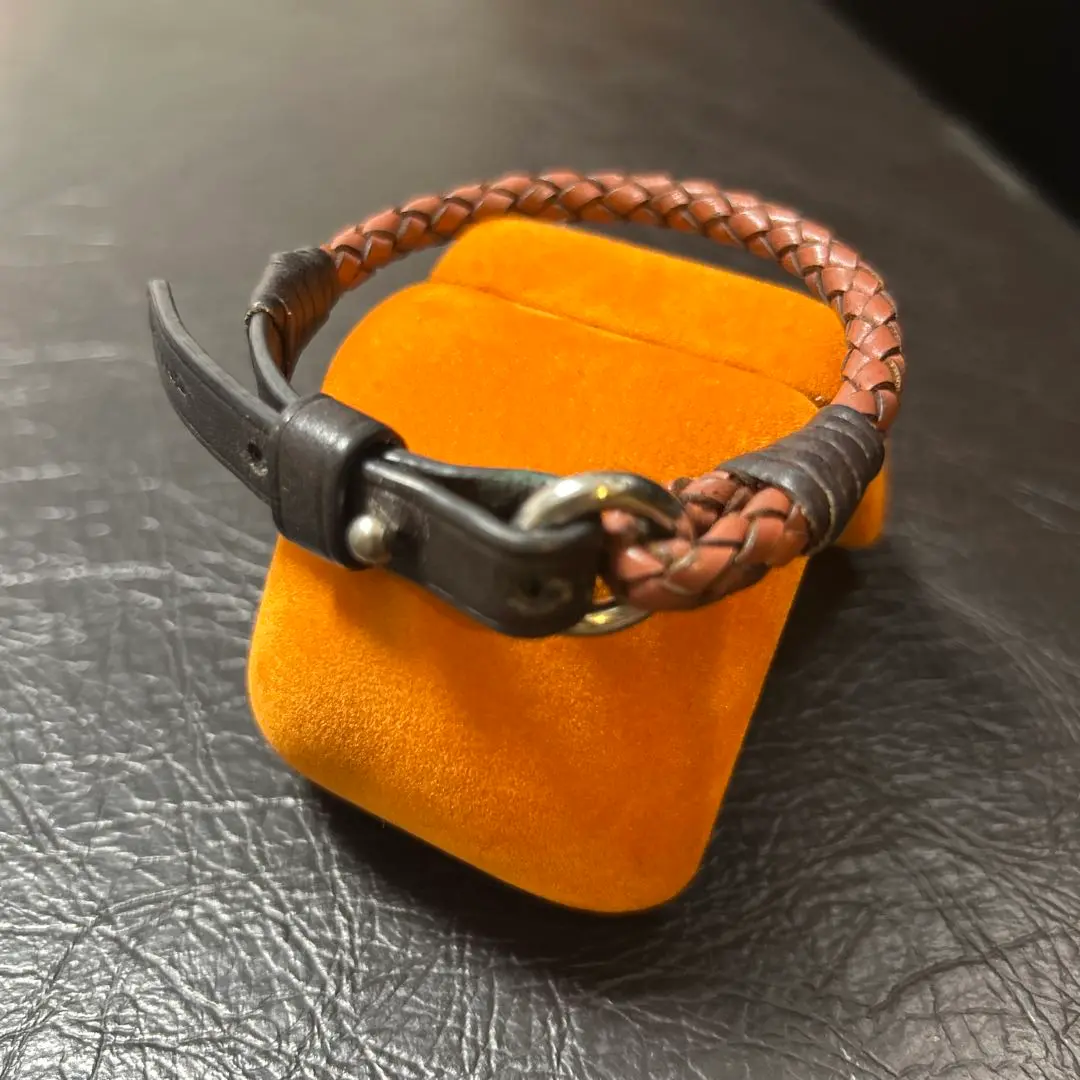 【新品未使用】COACHメンズ　レザープレスレット 公式】COACH – コーチ | シック ブレイデッド レザー ブレスレット