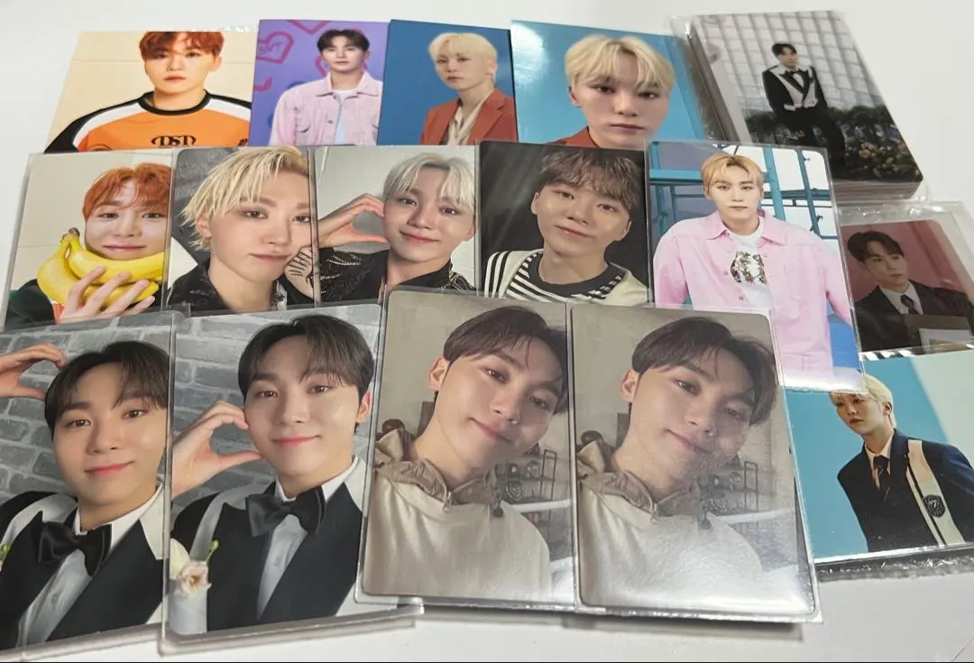 Thumbnail of SEVENTEEN Seungkwan trading card set