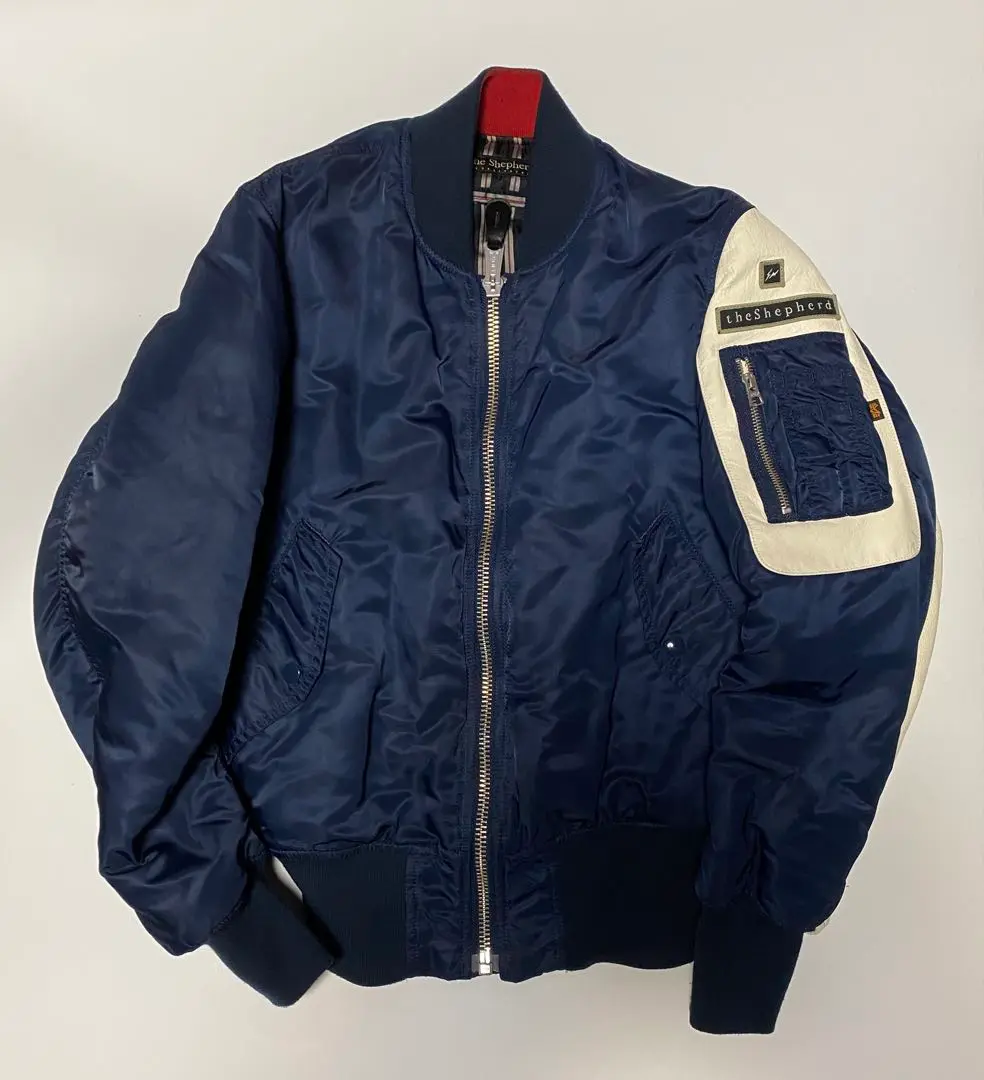 m56722473502_1.jpg?1747040600