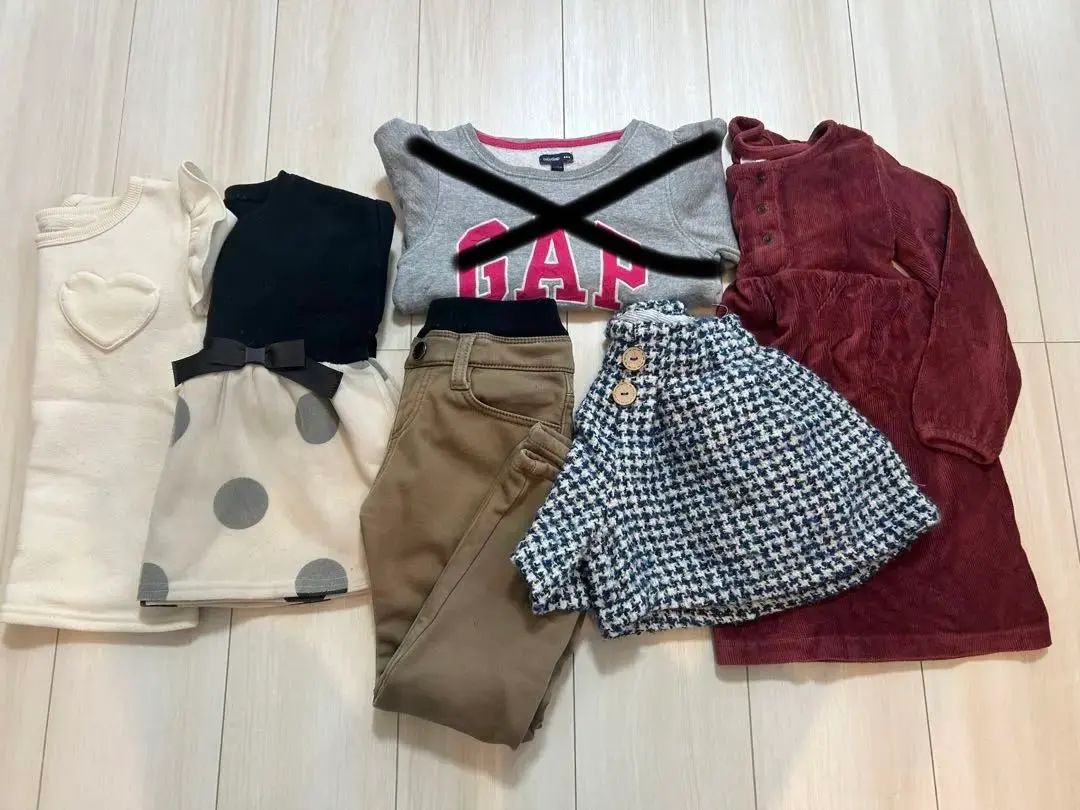 Thumbnail of Bundle sale: Winter clothes, size 110, set for girls