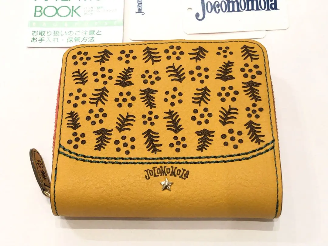 Thumbnail of New, Jocomomola Round Zipper Bi-fold Wallet, Melloso, Yellow