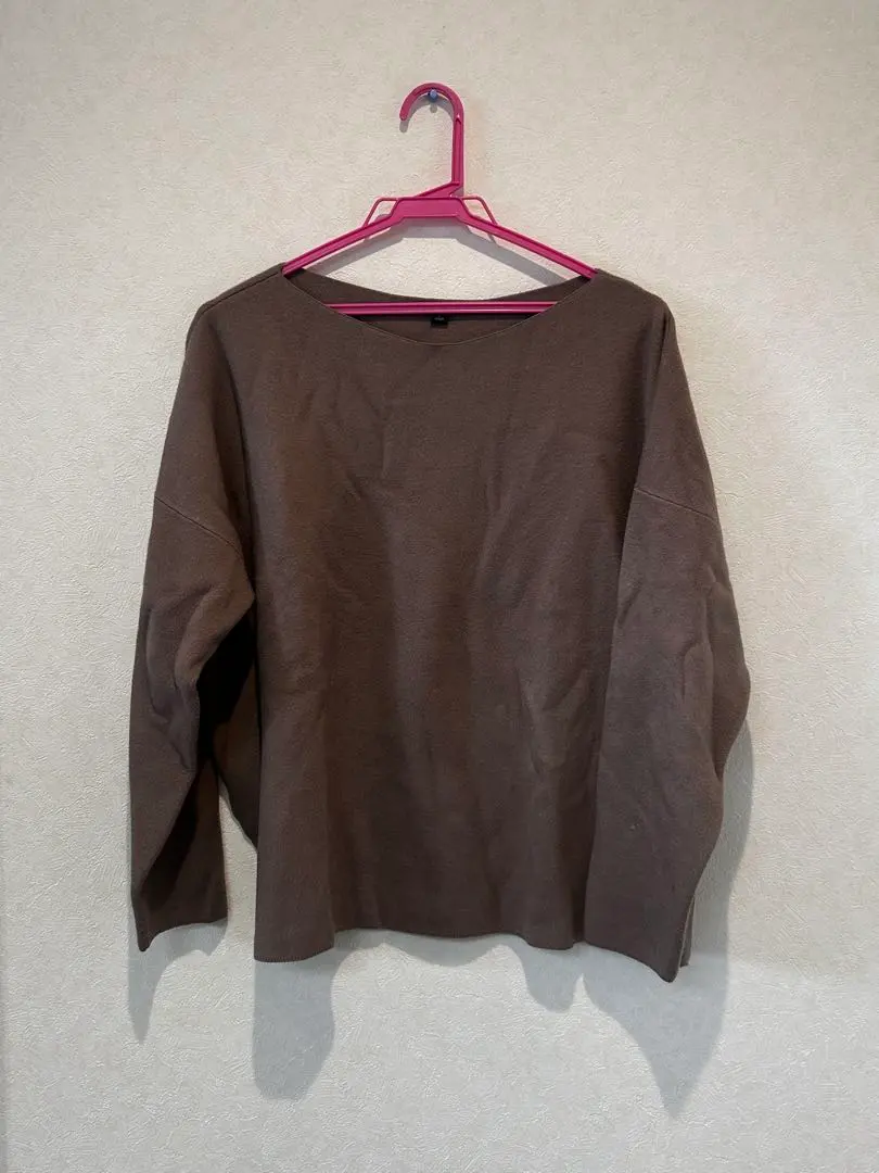 Thumbnail of UNIQLO Brown Long Sleeve Knit, Size M