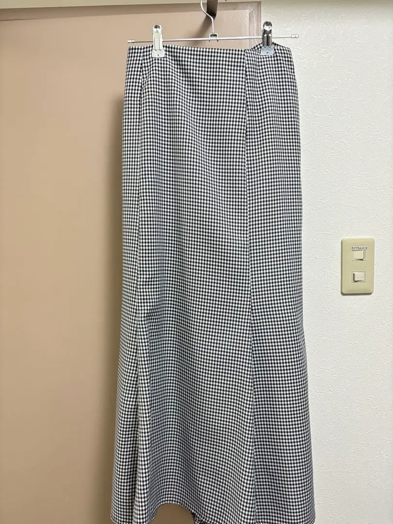 Thumbnail of Check long skirt