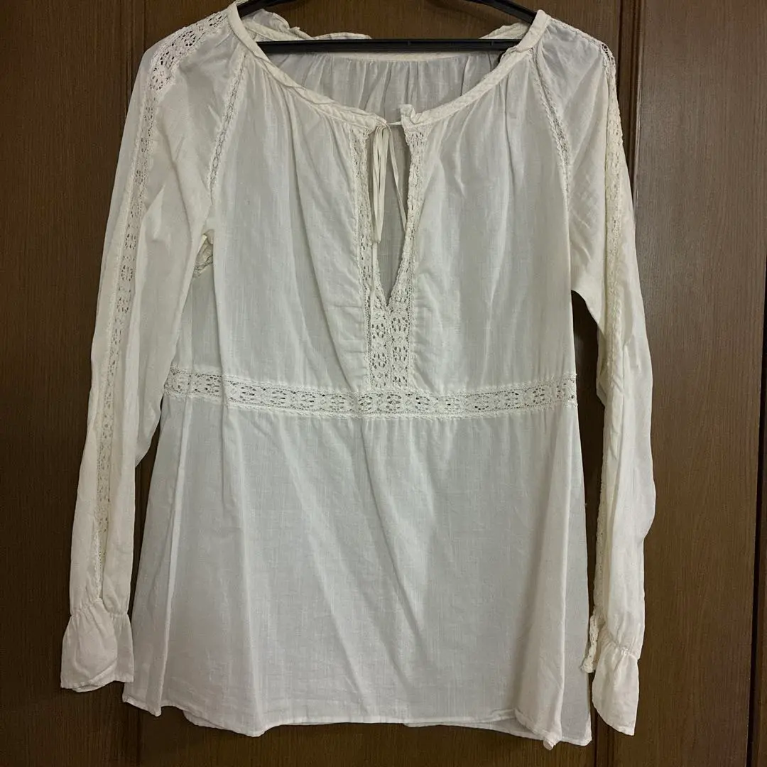 Thumbnail of [Final Price Reduction] ELLE White Lace Panel Long Sleeve Blouse