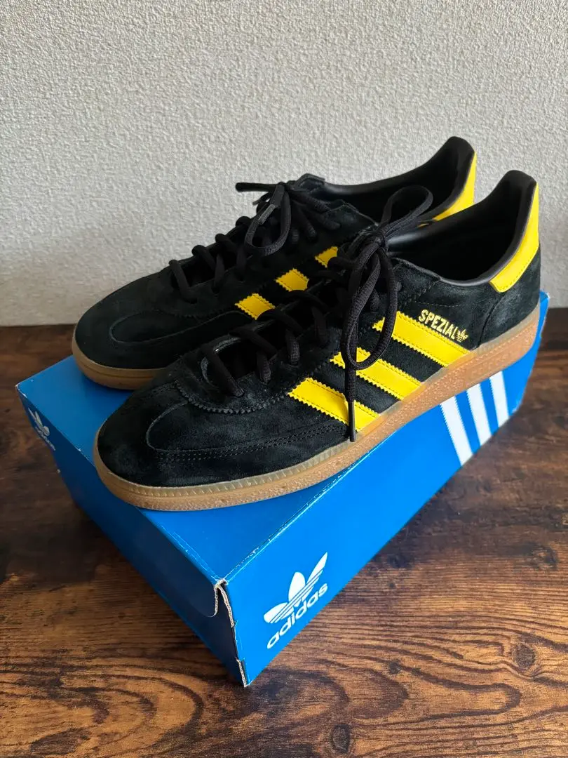 【極美品】アディダス ハンドボール スペツィアル ブラック イエロー ヌバック adidas Originals アディダス オリジナルス スニーカー HANDBALL