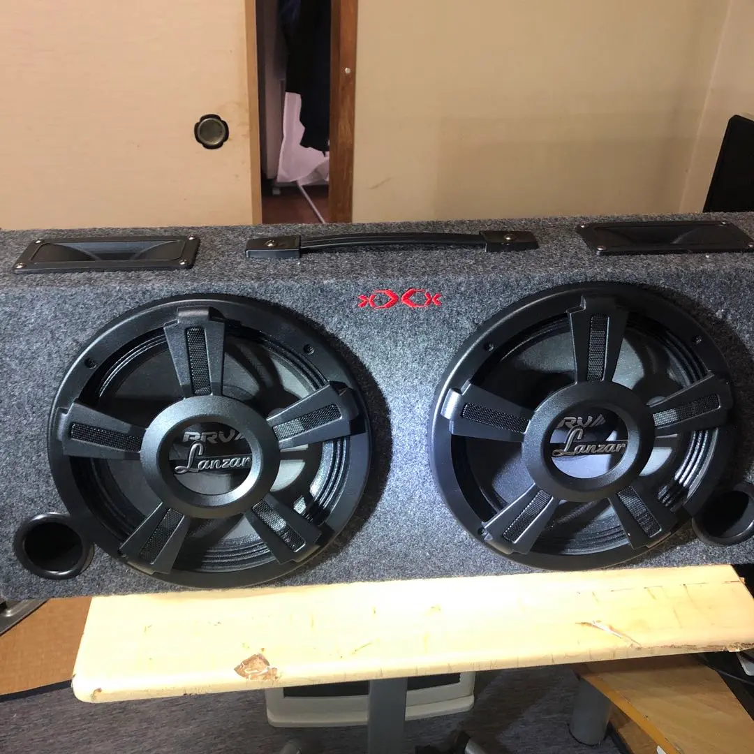 PRV AUDIO 10W450ウーファー 2基搭載 2つのツイター付き PRV AUDIO 10W450ウーファー 2基搭載 2つのツイター付き